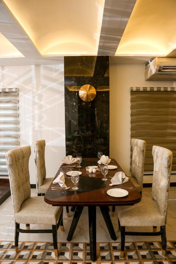 Hotel One Rahim Yar Khan Club Road Buitenkant foto
